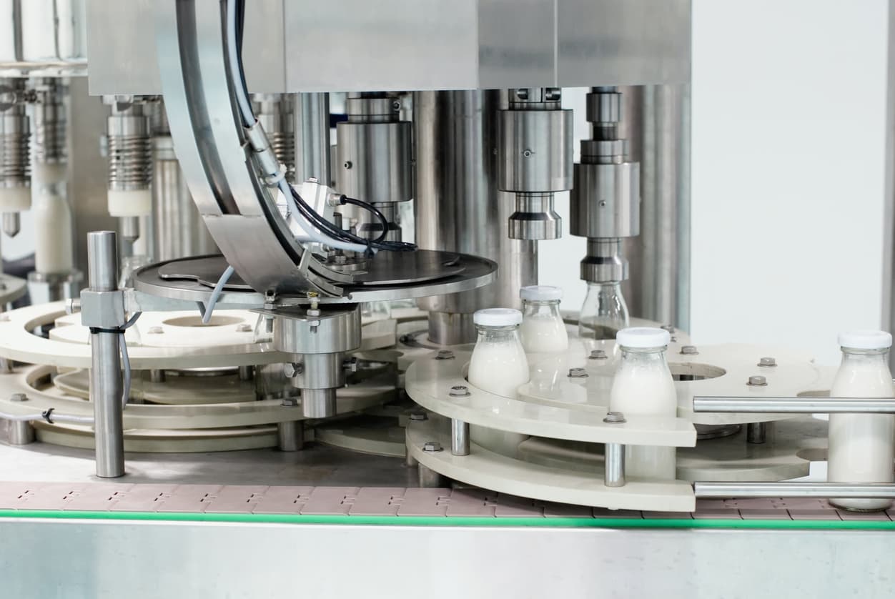 Conducción de leche y diferentes liquidos a través de Tubería de Acero Inoxidable en la Industria Alimentaria